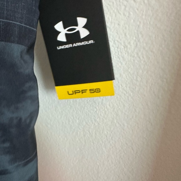 Under Armour Swim Trunks Mens Black and Red Small MSRP $62 USSFK1603-001 - Picture 6 of 13